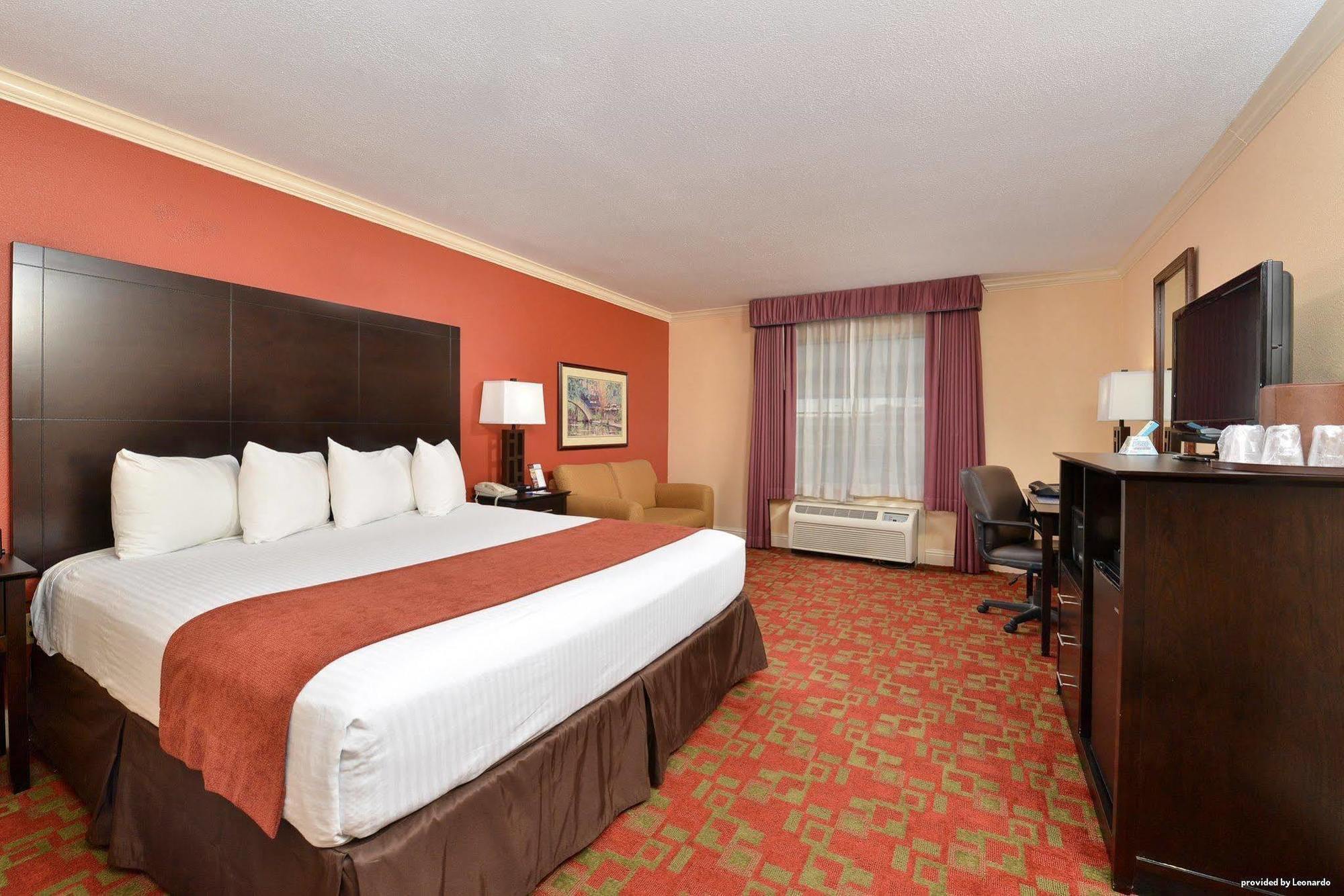 Holiday Inn Express & Suites - Shreveport - Downtown, An Ihg Hotel Buitenkant foto